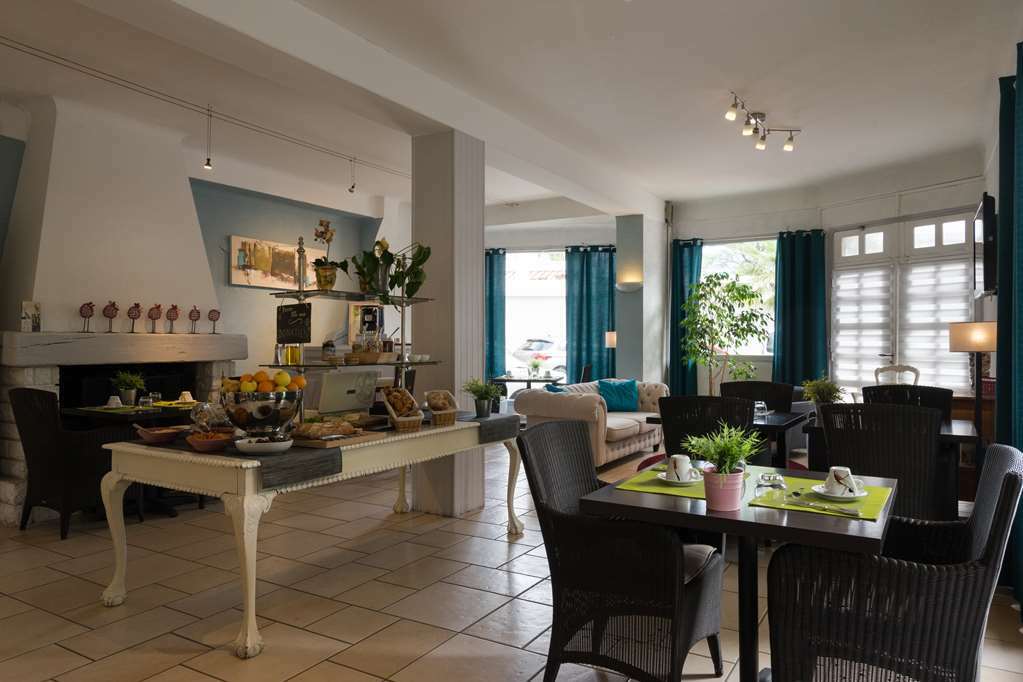 Hotel The Originals Perpignan Sud Le Grillon D'Or Ле-Булу Удобства фото